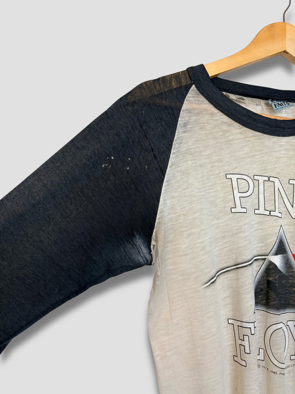 Vintage 1982 Pink Floyd Thrashed/Thin Jersey