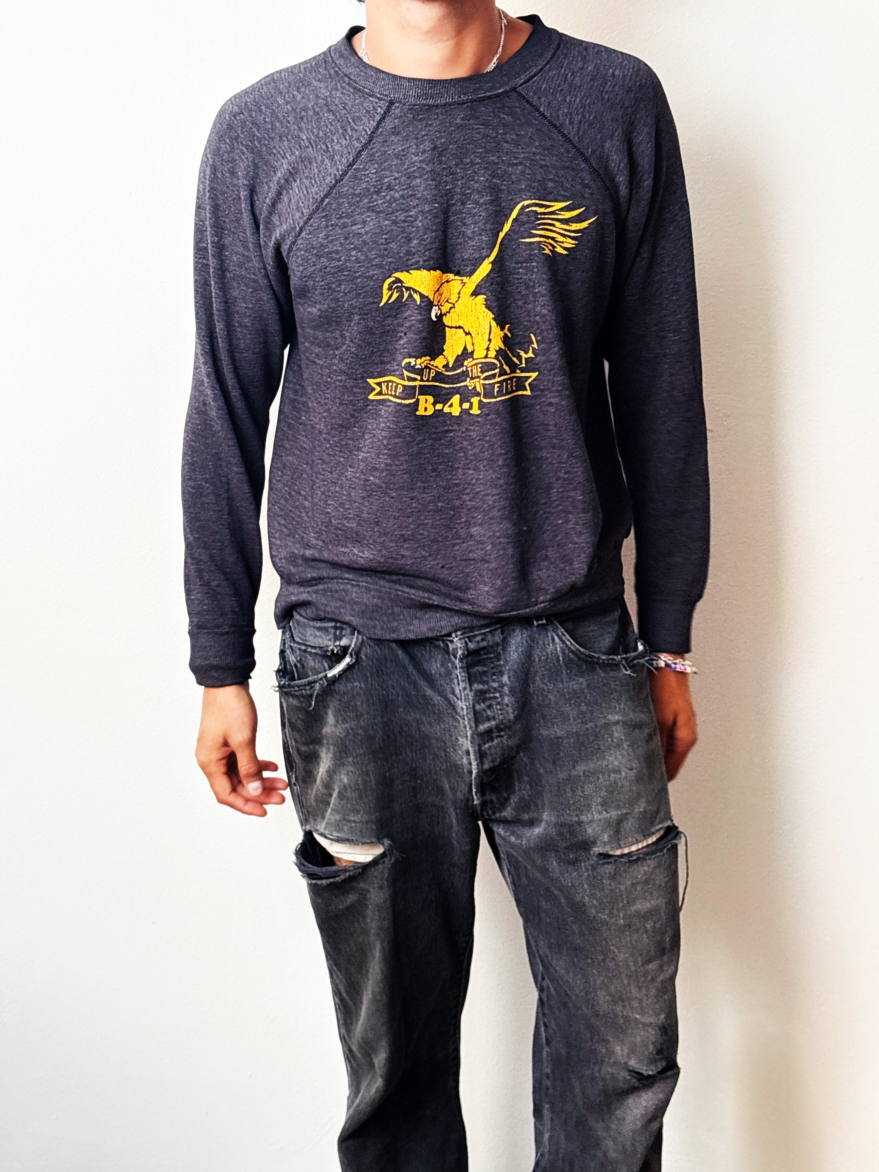 Vintage Sweatshirt “Keep Up The Fire”